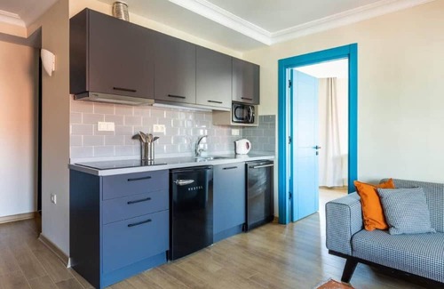 Ortakoy Appartement | This apartment is a 2 bedroom(s), 2 bathrooms, located in Beşiktaş, İstanbul.