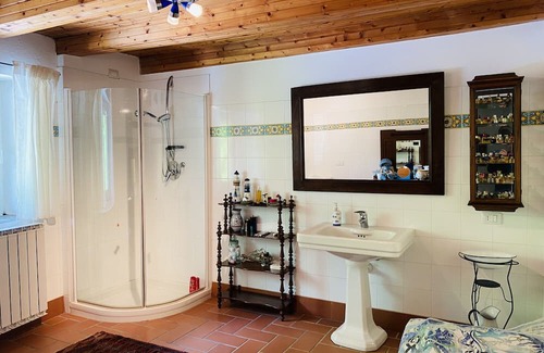 Osiglia Maison | Holiday Home 'La Bell’Estate' with Mountain View, Private Garden and Wi-Fi