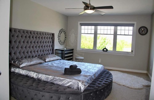 Ottawa Division Maison | Welcome to our SweetHome1 the cozy comfort.