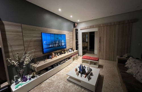 Rio Verde Appartement | COZY ROOM (A nice place with a pool table and pottery classes)