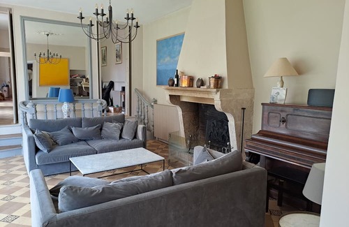 Saint-Pierre-la-Garenne Maison | Domaine St Pierre - Idylliq Collection