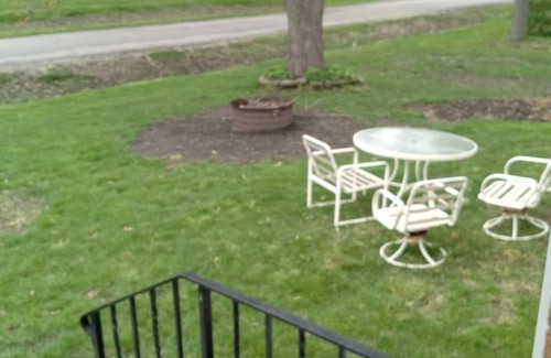 Cropsey Maison | Looking for Relaxation