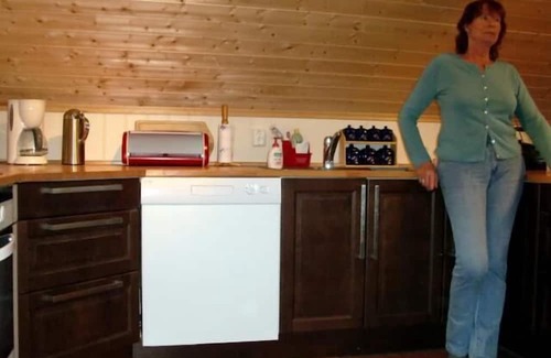 Vevelstad Maison | Cottage "Stokkasjøen Rorbu", 8870 Visthus, Norway - Nordland, southern North Norway, Helgeland coast, 5 persons, 2 living levels, 1 kitchen, 2 bathrooms, 3 bedrooms, Internet Wlan, directly on the water, non-smoking, 85 sqm living area etc., vaca.
