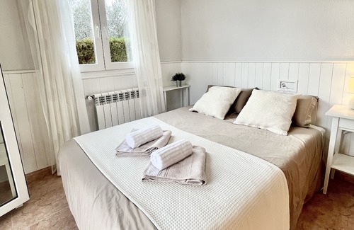 Badia Gran Maison | Casa Familia Mallorca en Pueblo Costero Para max 4 Viajeros y 2 Niños