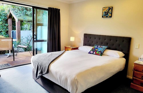 Kaikoura Cabine | Christmas 2024: 11 people, Hot Tubs, Spectacular Views, Plenty of Space to Play