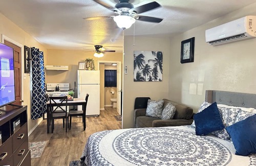 Eagle Pass Appartement | Bluestone Studio - A perfect stay that fits all your needs!