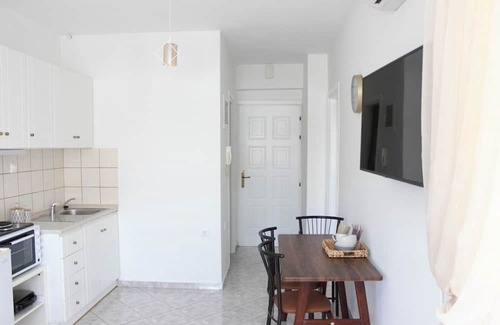 Kavala Appartement | Side Beach Apartment — 5 min from the beach!