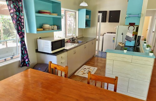 Alofi Maison | Spatzy's Fale - Tropical Rainforest Retreat