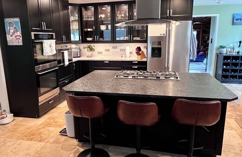 Arvada Plaza Area Maison | 3-bedroom home 5 minutes from downtown Olde Town Arvada