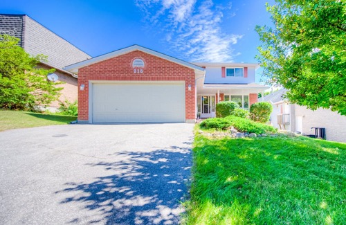 Rosemount Maison | 45% Off for Monthly Stay ✪ 7 Beds Home ✪ BBQ ✪ 1.5 Gb WiFi