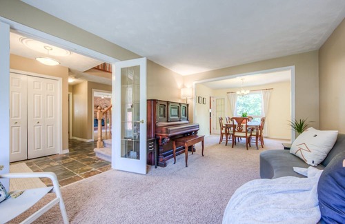 Rosemount Maison | 45% Off for Monthly Stay ✪ 7 Beds Home ✪ BBQ ✪ 1.5 Gb WiFi