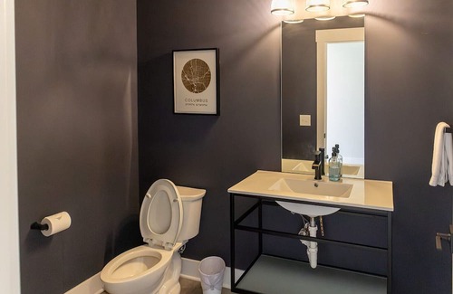 Merion Village Copropriété | Luxe 3-bedroom Condo in German Village! Close To All Dining and Events!