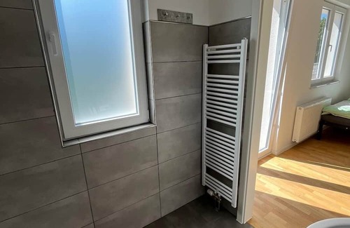 Seckbach Maison | Beautiful 1st room apartment for 2 guests in Frankfurt East