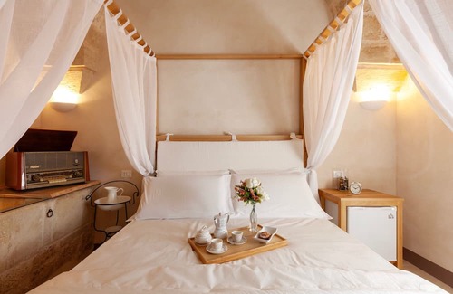 Calimera Villa | Masseria Misocampo With Garden And Pool