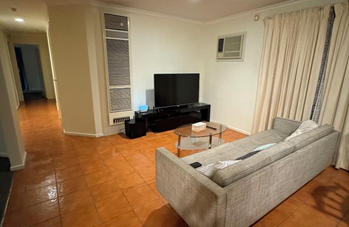 Werribee Maison | "Cozy Werribee Retreat: 3BR Home"