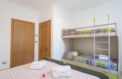 Drena Villa | Casa Palmira - One Bedroom Villa, Sleeps 6