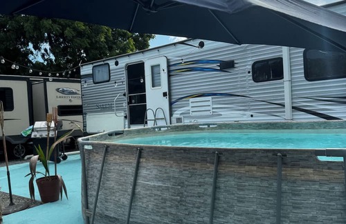 Boqueron Maison | Camper trailer in Marvelous Cabo Rojo, close to Combate Beach.