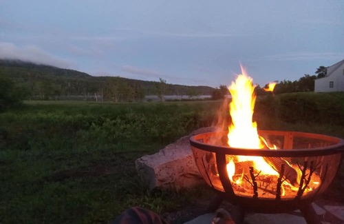Seal Cove Maison | Cozy mobile home with WiFi and AC in the most beautiful location in Acadia.