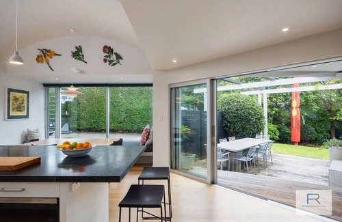 Westmere Maison | Westmere Poolside Retreat (by Furnished Rentals)