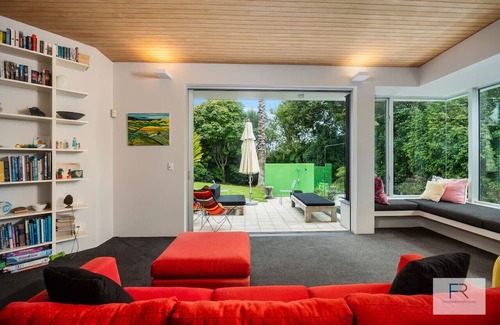 Westmere Maison | Westmere Poolside Retreat (by Furnished Rentals)