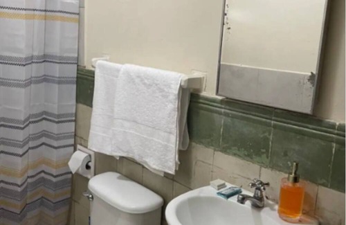Zona 18 Appartement | Cozy central studio in Ciudad Guatemala w/WiFi, high cleaning/security standards