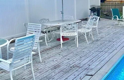 Long Island Maison | 1 cozy room in shared house in charming Selden with AC, WiFi