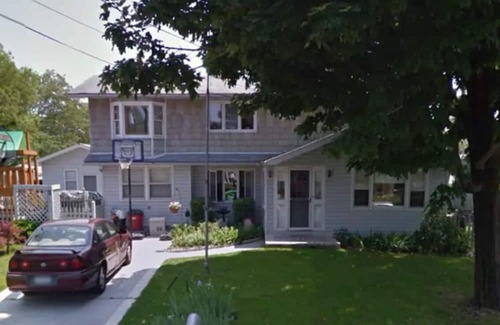 Long Island Maison | 1 cozy room in shared house in charming Selden with AC, WiFi
