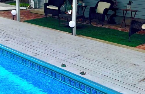 Long Island Maison | 1 cozy room in shared house in charming Selden with AC, WiFi