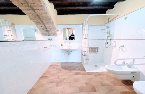 Poreta Autre | Beautiful Exclusive Pool villa - Close to Spoleto bar shops + restaurants (13)