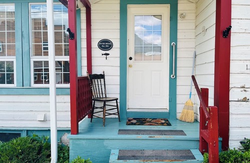 Regional District of Kitimat-Stikine Maison | Riverfront heritage home in the heart of Hazelton