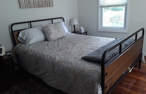 Waterloo Maison | Charming 3-bedroom house in beautiful Waterloo with WiFi, AC. Near many wineries