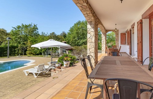 Can Carbonell Maison | Casa Carbonell - Lovely house with pool and garden