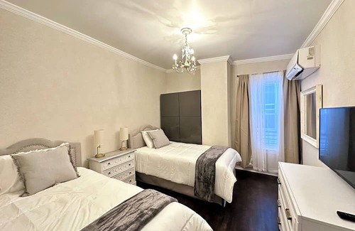 Shenandoah Maison | CENTURY House with 6 bedrooms