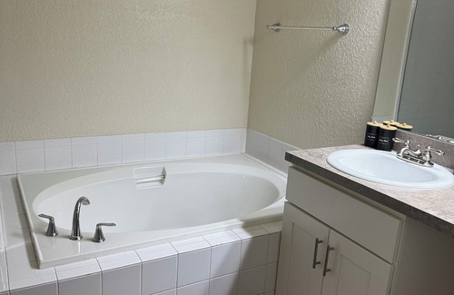 New Tampa Appartement | Spacious 2br , 2bath in the New Tampa area