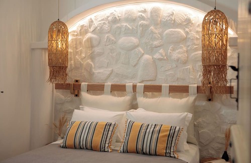 Vivlos Maison | Art Rustic Countryside Home