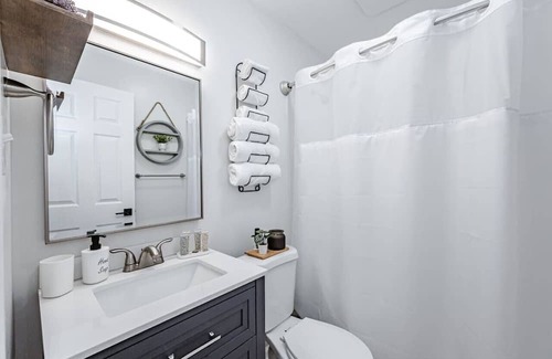 Stonehouse Maison | Quiet Comfort: Serene Toano Hideaway