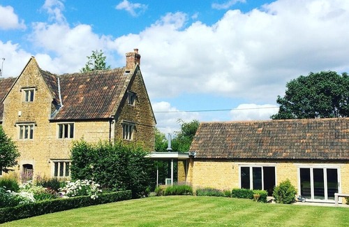 Shepton Mallet Maison | Beautiful and spacious period home in Somerset, 10 minutes from Glastonbury
