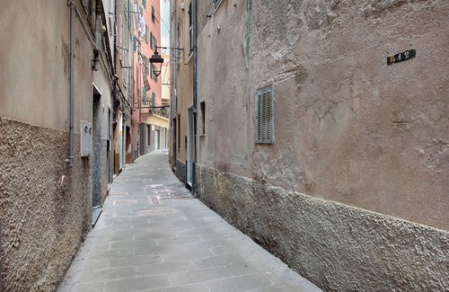Voltri Appartement | Apartment 'Casa Rè A Due Passi Dal Mare' with Wi-Fi