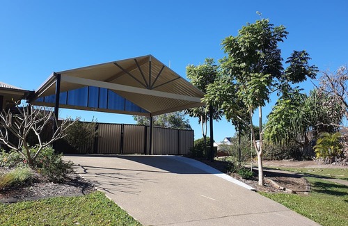 Narangba Appartement | Narnie's Place with Breakfast - Relaxing Guesthouse; Bush, Creek, Walking Tracks