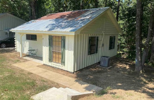 Oxford Cabine | Hurricane Hideaway 5