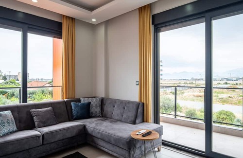 Aksu Appartement | Modern Residence with Shared Pool in Antalya Aksu