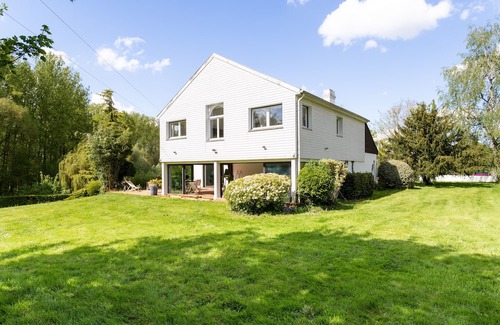 Ennetieres-en-Weppes Villa | Somptueuse Villa Avec Piscine Intérieur, Sauna et Grand Jardin - Proche de Lille