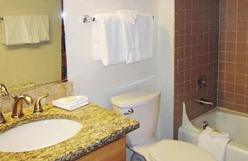 Copper Mountain Station Balnéaire | Luxury one bedroom and one bathroom unit with full amenities