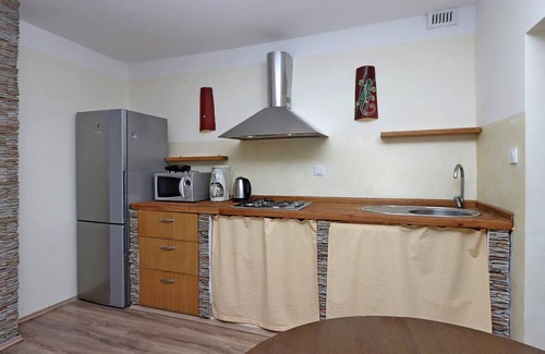 Porozina Appartement | One bedroom apartment with terrace Porozina, Cres (A-23050-a)
