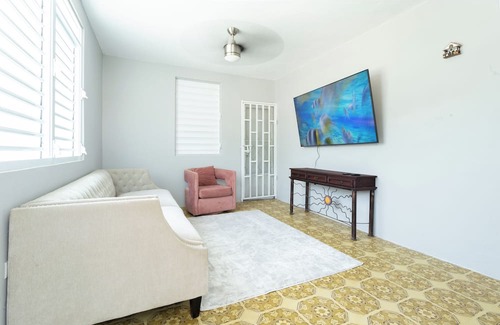 San Antonio Maison | Beautiful house located in the serene coastal town of Dorado.