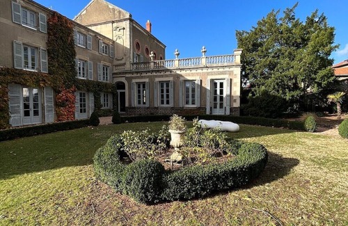 Pont-du-Chateau Maison | Château du Serpolet à 10m de Clermont-Ferrand