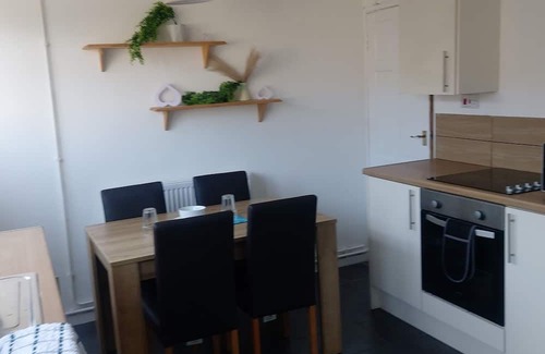 Aberdare Maison | Comfy home in the heart of Aberdare.