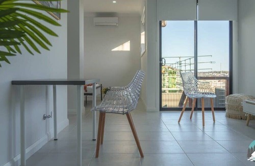 Cobbitty Maison | Aircabin - Cobbitty - Lovely Comfy - 5 Beds House