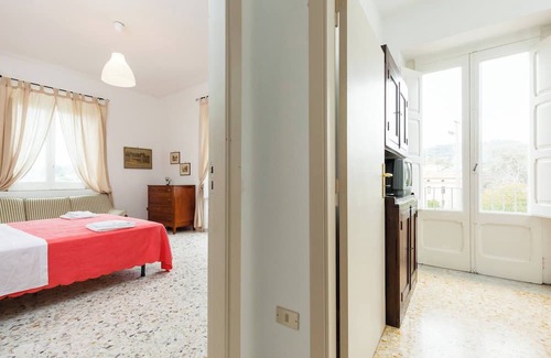 Ceraso Appartement | Flat In The Center Of Ceraso For Up To 8 People