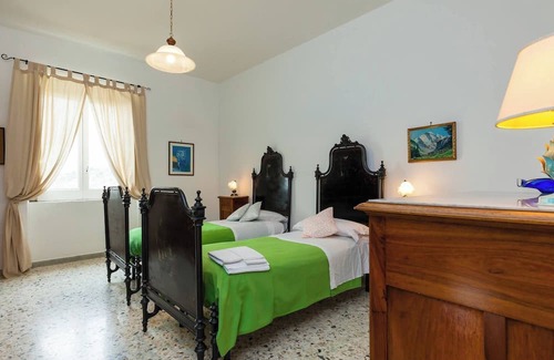 Ceraso Appartement | Flat In The Center Of Ceraso For Up To 8 People